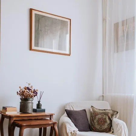 Sweet House Retro Lägenhet *