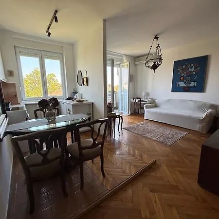 Apartamento Sweet House Retro *